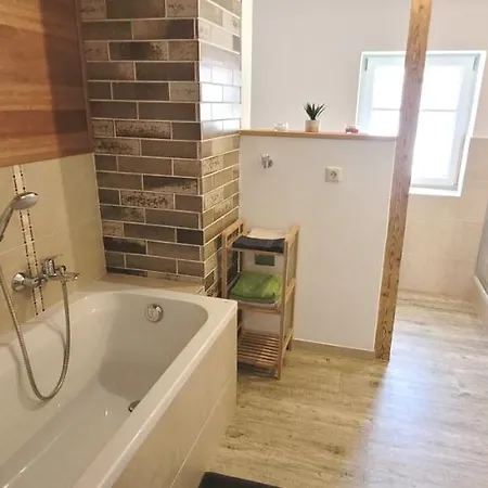 Klampfner Guetl Apartment