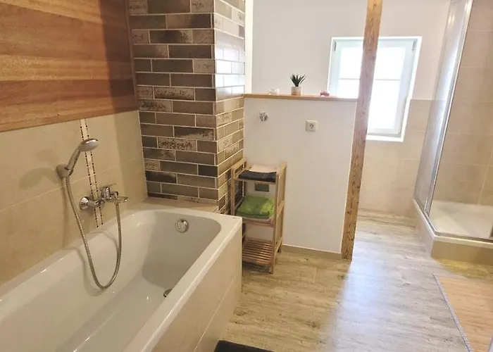 Klampfner Guetl アパート